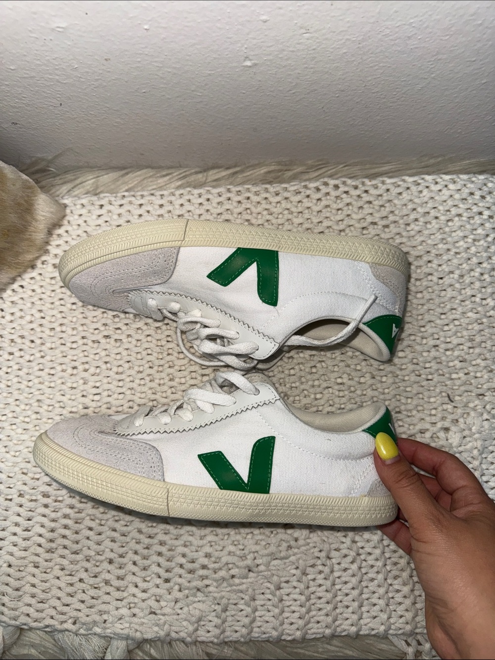 Veja Low-Top Sneakers in White and Green - Picture 5 of 6